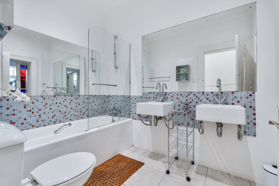 4 Bedroom Property for Sale in Gardens Western Cape